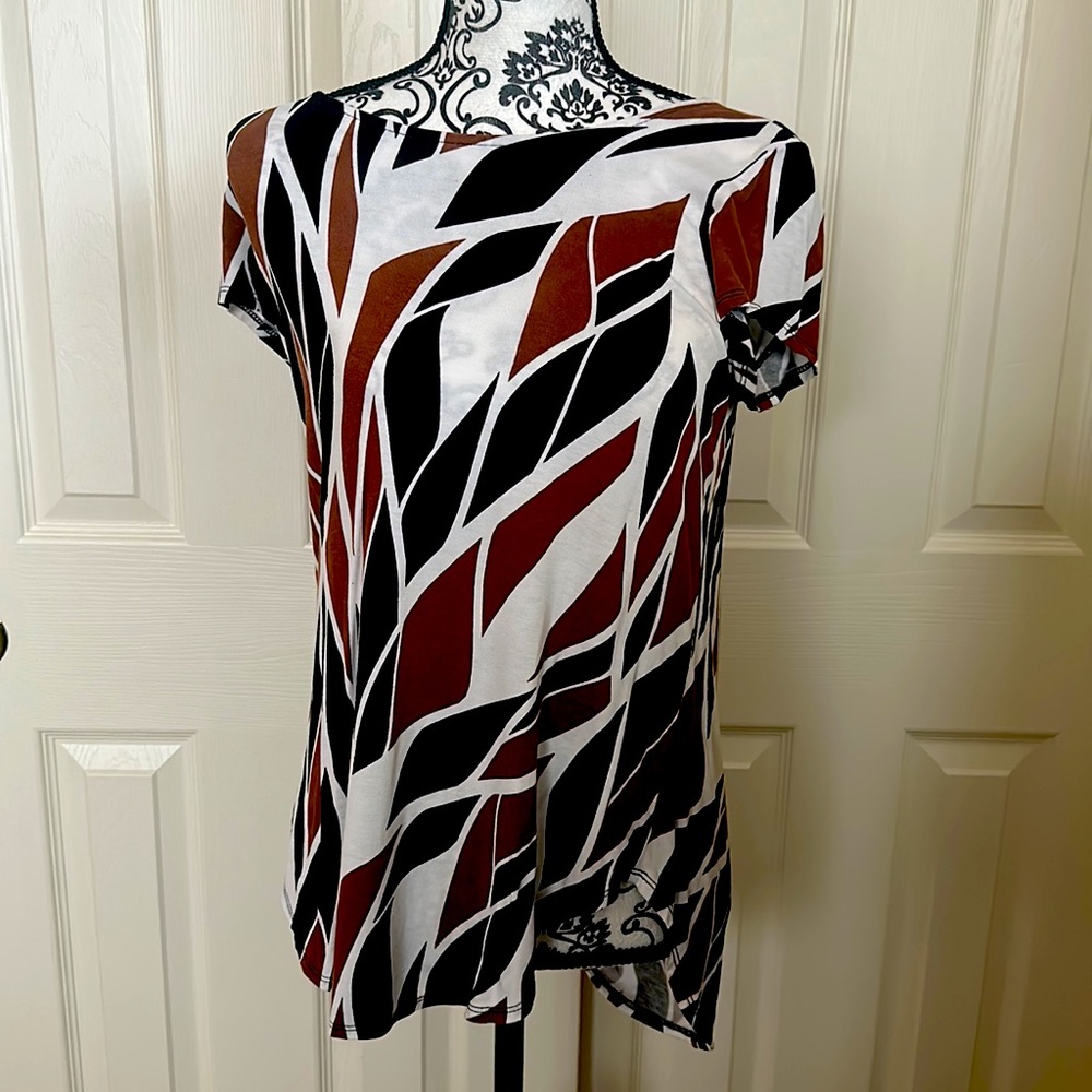 Ladies shirt sleeve top
